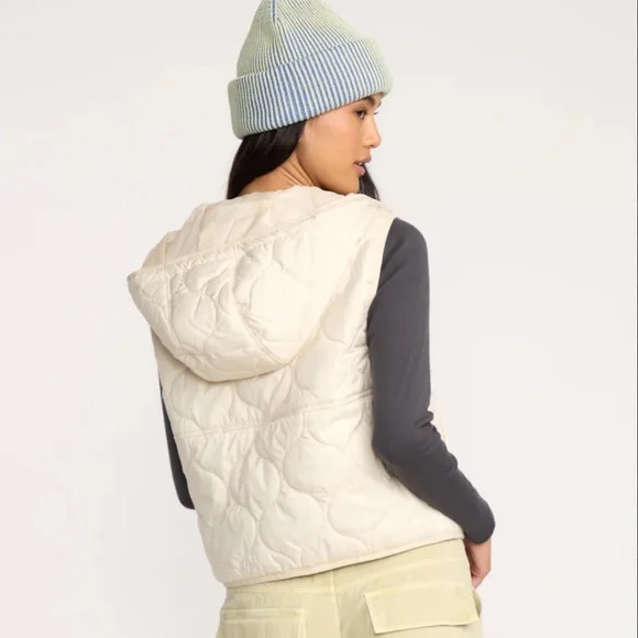 Billabong Ciff Quilted Vest - NWT - Picture 4 of 9